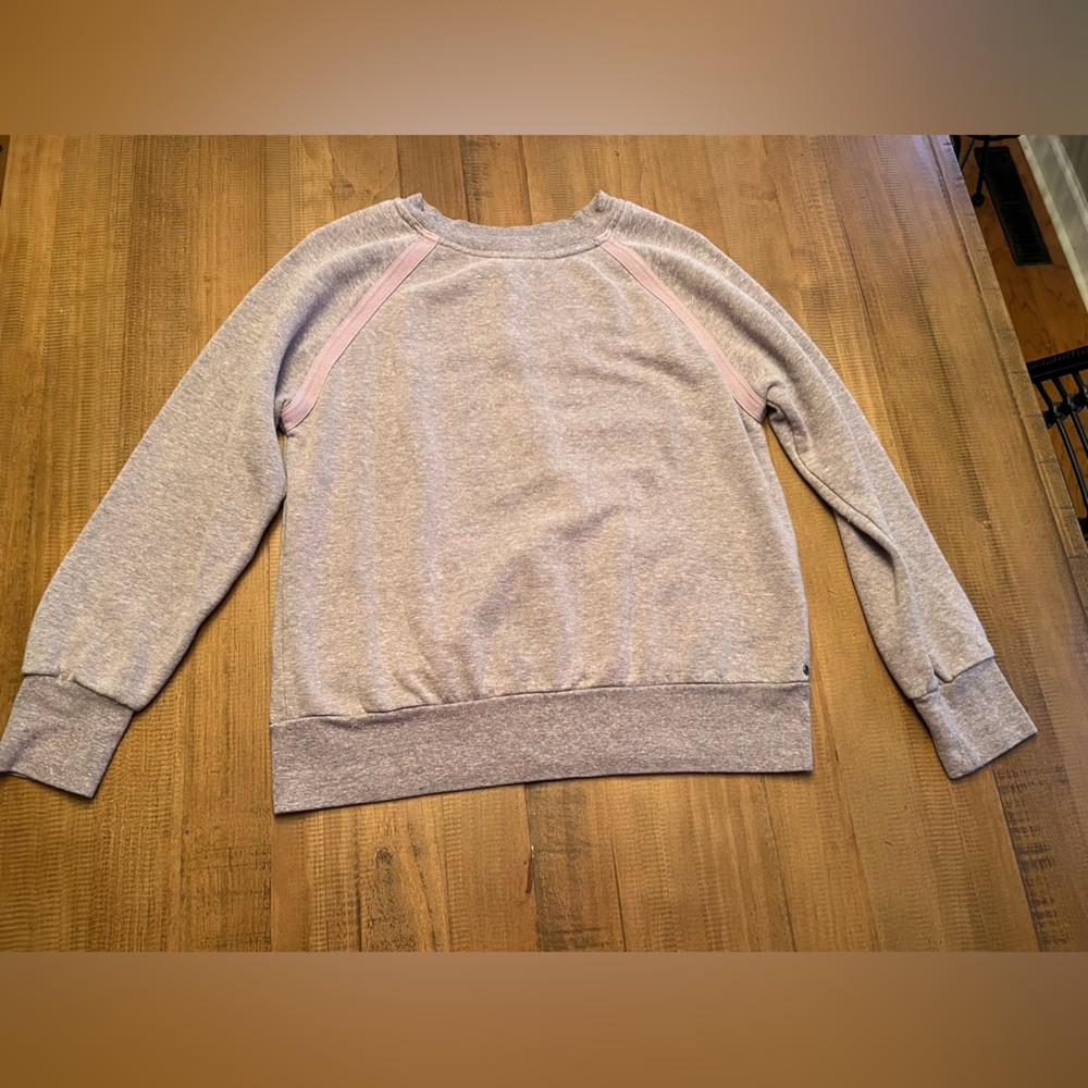 Women’s Prana Cozy Up Sweatshirt in Bleached LavenderSize Medium Crewneck